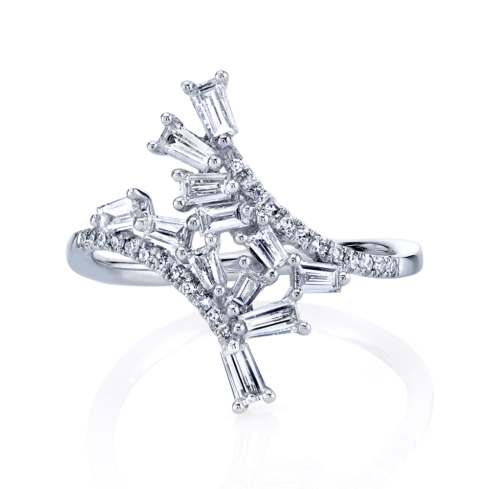 Contemporary designer diamond fashion ring with baguette diamonds by Parade Design.